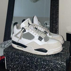Jordan 4 military black Size 12